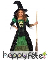 Long robe verte et noire de petite sorcière