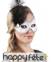 Loup vénitien blanc strass avec plume noire