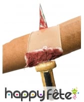 Manchon couteau dans le bras