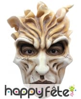 Masque de monstre au visage fossilisé