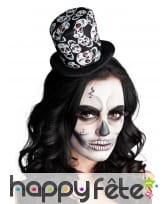 Mini haut de forme noir imprimé crâne