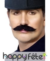 Moustache policier