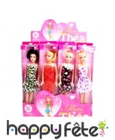 Poupée au look moderne