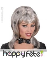 Perruque blonde avec araignées