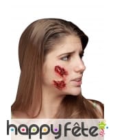 Postiche brûlure à l acide