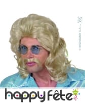 Perruque blonde des annees 70 avec moustaches