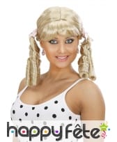 Perruque blonde, double queue et boucles anglaises