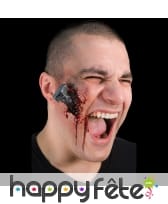 Postiche boulon enfoncé dans la peau