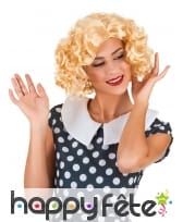 Perruque blonde ondulée années 50