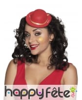 Petit chapeau melon rouge pour adulte