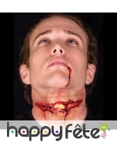 Postiche gorge tranchée en latex