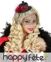 Petit haut de forme noir avec fleur et voile