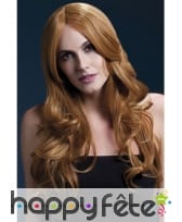 Perruque longue auburne avec mouvement