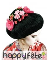 Perruque noire fleurie de geisha