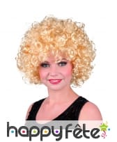 Perruque ronde bouclée blonde