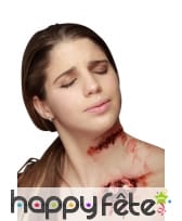 Plaie suturée en latex