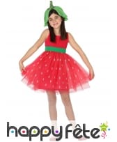Robe bouffante et chapeau de petite fraise