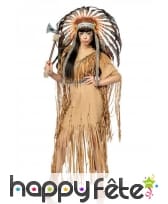 Robe d'indienne marron à franges avec coiffe, luxe