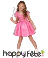 Robe rose de petite princesse avec brillants