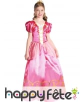 Robe rose satinée de petite princesse