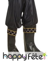 Sur-bottes noires motif pirate