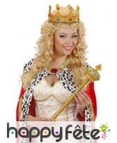 Sceptre royal doré surmonté d'une couronne