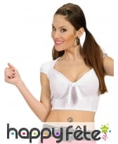 Top blanc avec noeud sur le devant