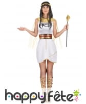 Tenue blanche et or de reine égyptienne