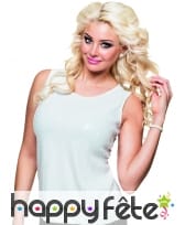 Top blanc recouvert de sequins