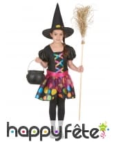 Tenue colorée à gros pois de petite sorcière