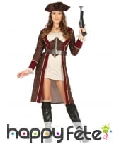 Tenue courte et glamour de Corsaire femme