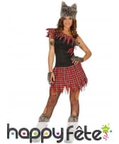 Tenue de loup-garou écossaise avec fausse fourrure