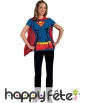 T-shirt de supergirl avec cape