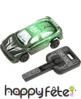 Voiture avec lanceur