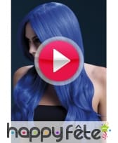 vidéo Longue perruque bleue ondulée de 66cm